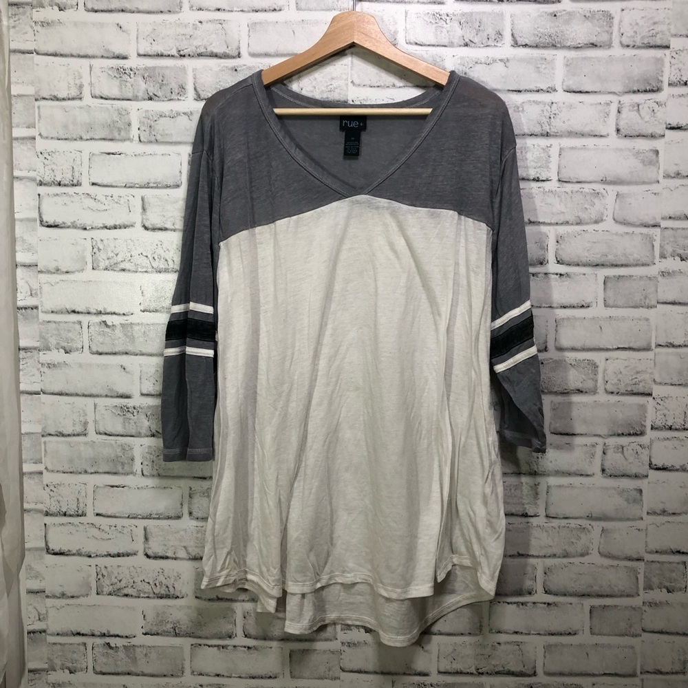 Rue21 Charcoal and Cream Long Sleeve Top